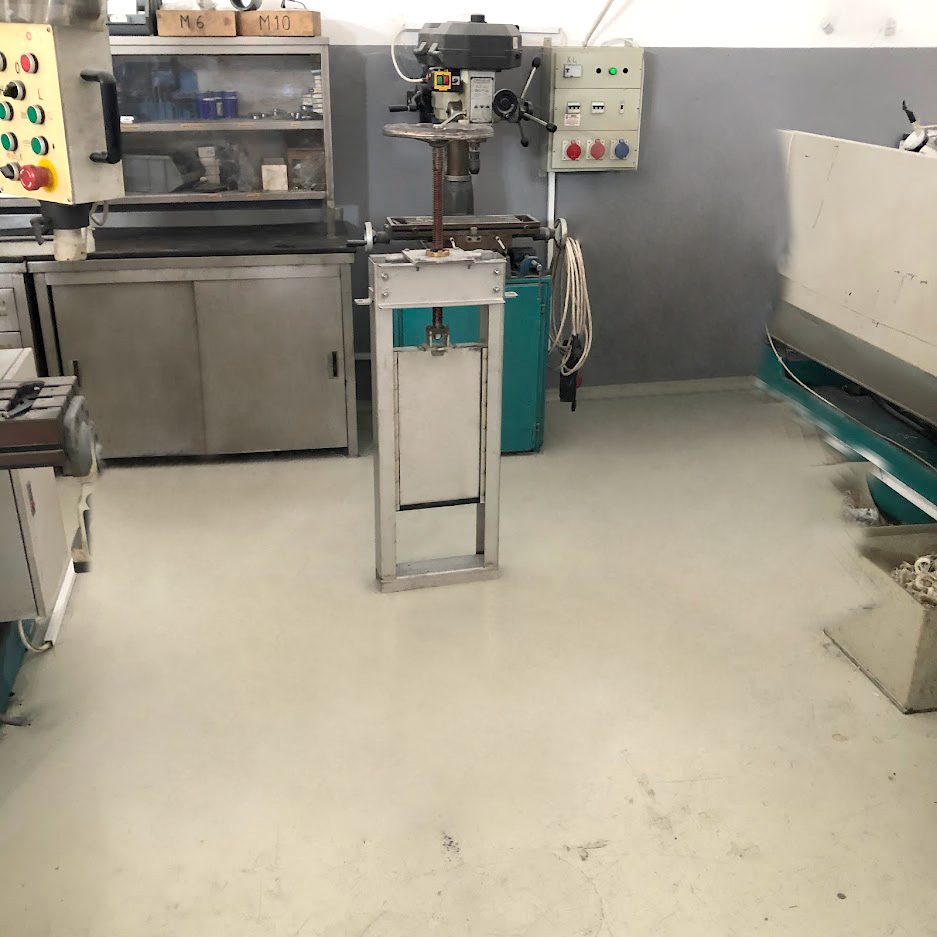 Penstok ve akış kontrol ekipmanları